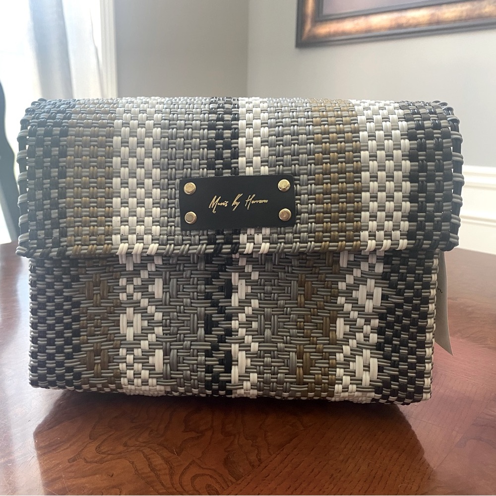 NWT Maris by Herrera Crossbody